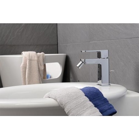 Mitigeur de bidet Dokos chromé avec écoulement saillie 105mm