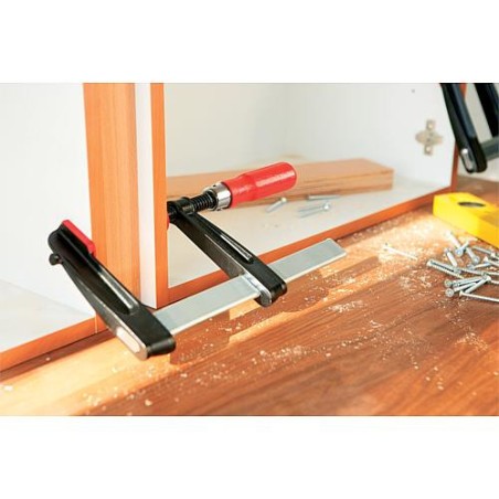 Serre-joint en fonte malleable av manche en bois. Rail lisse 300x140mm Type TGRC30