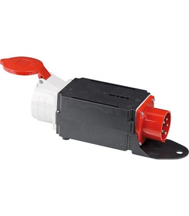 Adaptateur CEE 16/32 Entree : prise CEE 16A Sortie : accouplement CEE 32A
