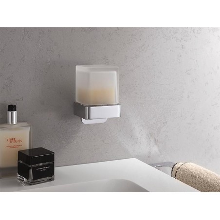 Distributeur de savon liquide emco loft chrome avec coupe inversée