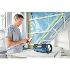 Perceuse-visseuse sans fil 18 V GSR 18V-55 Bosch avec 2 batteries ProCORE 4,0 Ah et chargeur + radio de chantier