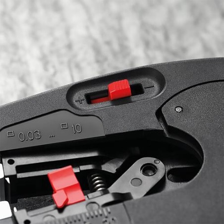 Multi-outil d’électricien KNIPEX NexStrip® pour fils de 0,03 à 10mm².