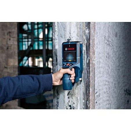 Appareil de détection Bosch 12 V D-Tect200C, avec 1 x batterie 2,0 Ah et chargeur