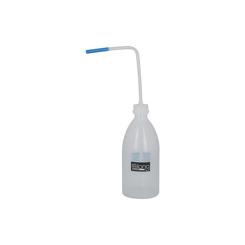 Bouteille plastique avec tube de pulverisation coudé 500 ml